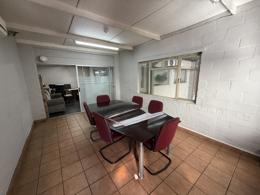 To Let commercial Property for Rent in Triangle Farm Western Cape